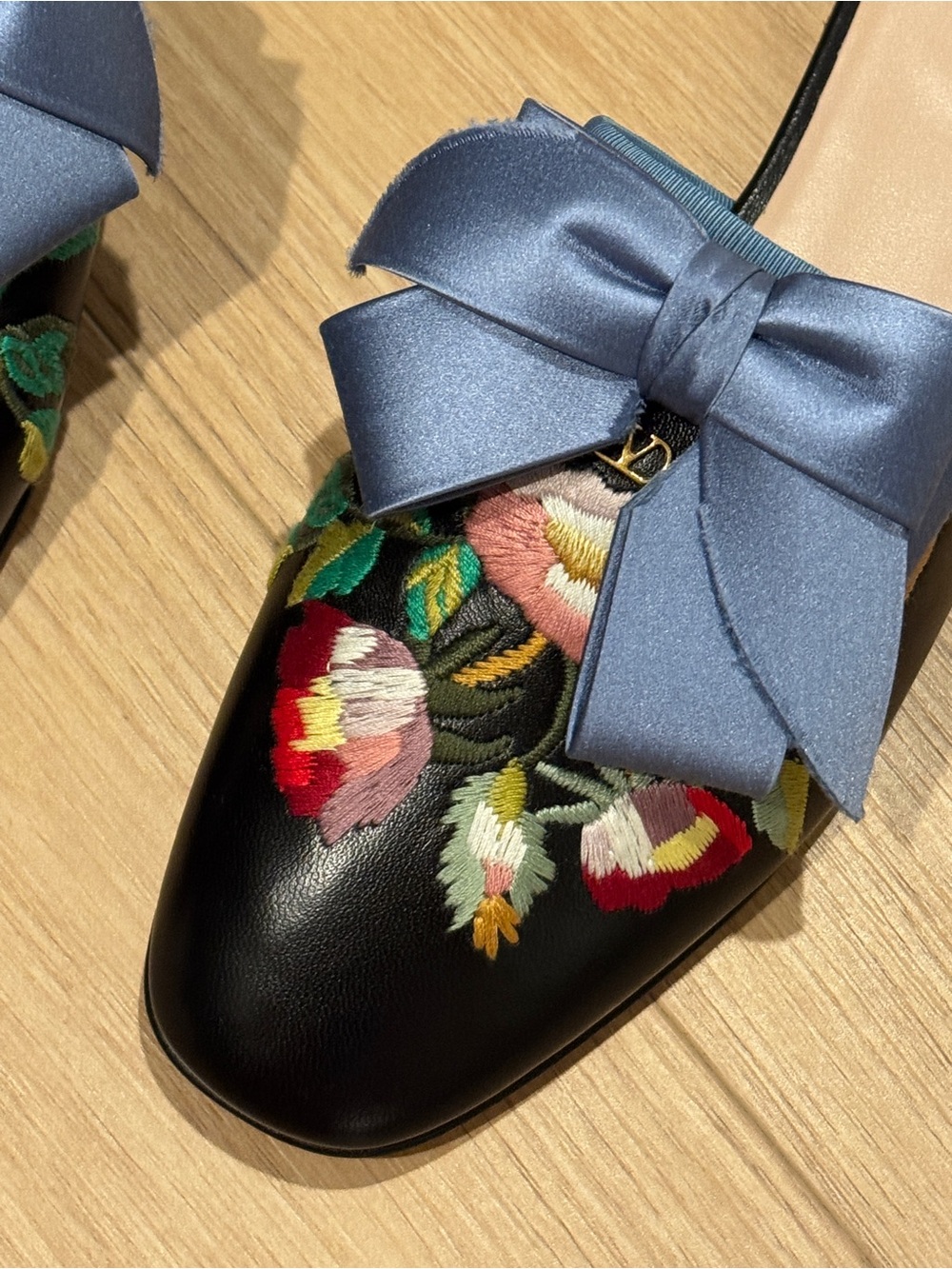 Valentino Garavani Black Leather Mules with Blue Bow (Brand New) - Picture 3 of 4